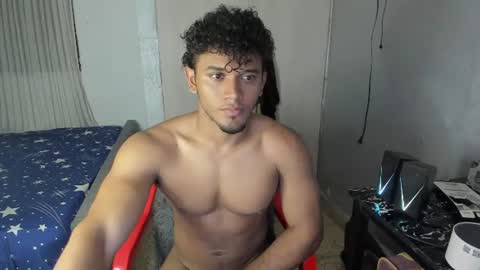 Snapshot of fox_evans chatting on July 7, 2026, 11:20 pm Fox online show from July 7, 2026, 11:20 pm
