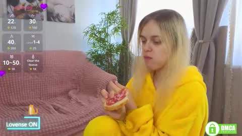 Bella-Barbara Rosse online show from September 28, 2025, 8:42 am