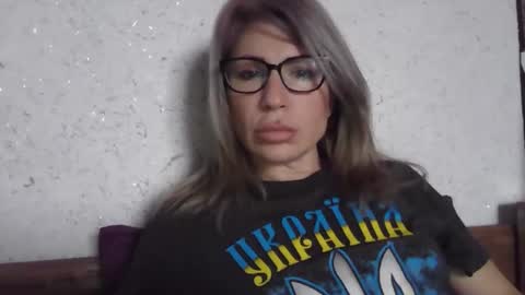 Snapshot of fox_red_lady7 chatting on February 15, 2026, 8:57 am fox_red_lady7 online show from February 15, 2026, 8:57 am