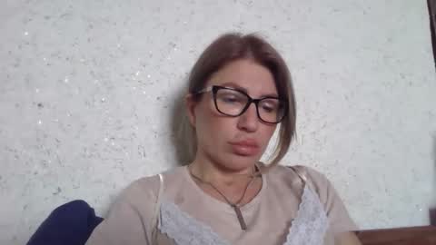 Snapshot of fox_red_lady7 chatting on February 22, 2026, 9:52 am fox_red_lady7 online show from February 22, 2026, 9:52 am