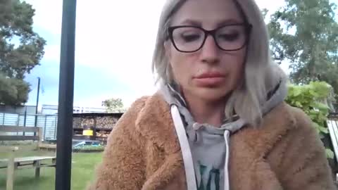 fox_red_lady7 online show from May 26, 2026, 1:07 pm