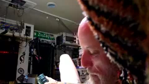 Snapshot of foxbodydave chatting on June 27, 2026, 11:37 am foxbodydave online show from June 27, 2026, 11:37 am