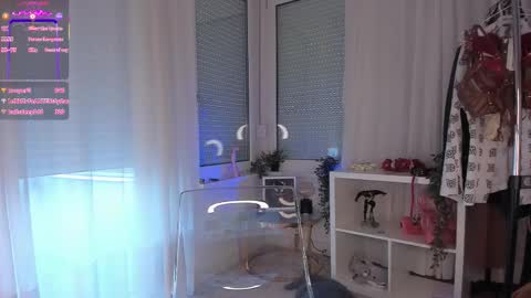 Fox love you online show from October 13, 2025, 7:41 am