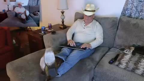 Hunter online show from February 8, 2025, 3:08 am