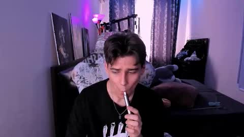 Foxicfu online show from March 8, 2026, 8:40 am