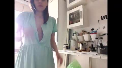 Snapshot of foxmoony chatting on April 29, 2026, 7:56 am FoxMoony online show from April 29, 2026, 7:56 am