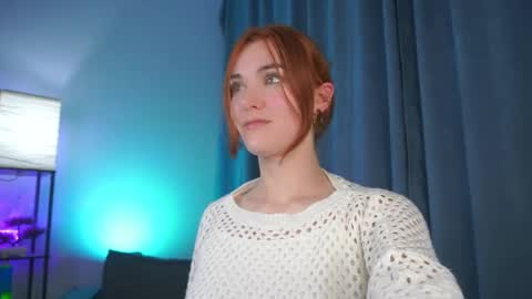 Snapshot of foxy_cute4you chatting on April 24, 2026, 7:27 pm Eva online show from April 24, 2026, 7:27 pm