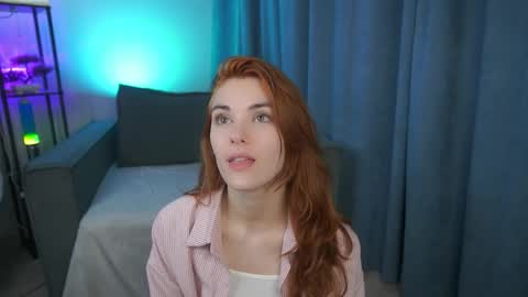 Snapshot of foxy_cute4you chatting on April 25, 2026, 7:44 pm Eva online show from April 25, 2026, 7:44 pm