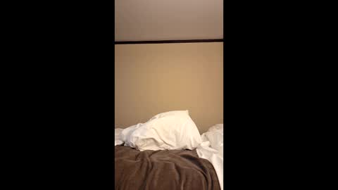 foxyanjel online show from April 10, 2026, 3:39 pm