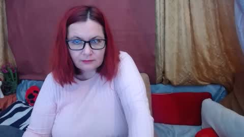 Snapshot of foxydesiree chatting on April 18, 2026, 9:15 pm foxydesiree online show from April 18, 2026, 9:15 pm