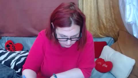 Snapshot of foxydesiree chatting on April 29, 2026, 2:21 pm foxydesiree online show from April 29, 2026, 2:21 pm