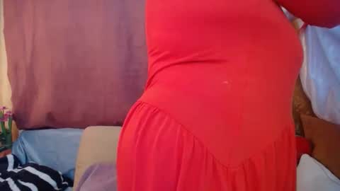 Snapshot of foxydesiree chatting on May 8, 2026, 11:15 am foxydesiree online show from May 8, 2026, 11:15 am