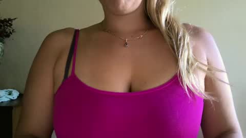 Snapshot of foxyfaye1 chatting on September 28, 2025, 9:20 pm foxyfaye1 online show from September 28, 2025, 9:20 pm