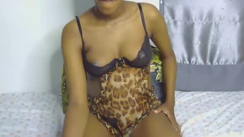 foxypennyy online show from November 20, 2025, 6:57 am