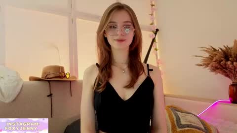 foxysecret_ online show from June 6, 2026, 7:07 pm