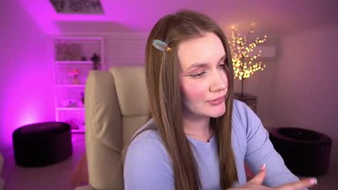 Kate online show from April 13, 2026, 9:31 pm