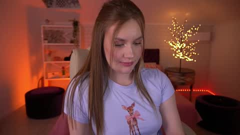 Kate online show from April 19, 2026, 12:00 am