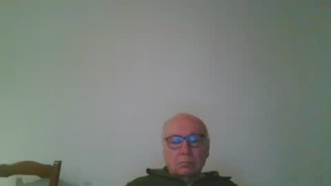 Snapshot of fra94 chatting on February 5, 2025, 11:39 pm fra94 online show from February 5, 2025, 11:39 pm