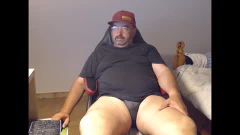 Snapshot of fraboys chatting on May 15, 2026, 5:58 am Fraboys online show from May 15, 2026, 5:58 am