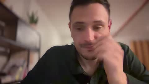 Snapshot of fraisetagada359 chatting on November 1, 2025, 7:38 pm fraisetagada359 online show from November 1, 2025, 7:38 pm