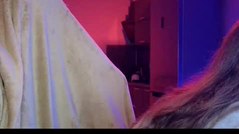 fran_bow online show from December 23, 2025, 12:19 am