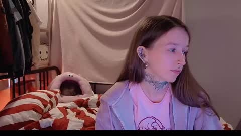 Snapshot of fran_bow chatting on April 29, 2026, 3:27 pm fran_bow online show from April 29, 2026, 3:27 pm