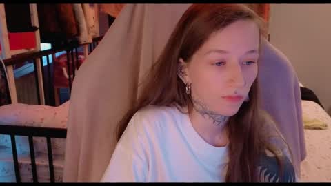 Snapshot of fran_bow chatting on May 22, 2026, 2:55 pm fran_bow online show from May 22, 2026, 2:55 pm