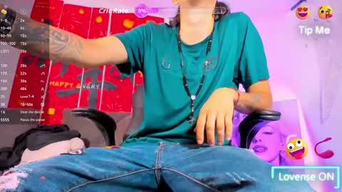 Snapshot of fran_boy_ chatting on June 17, 2026, 3:31 am Fran online show from June 17, 2026, 3:31 am
