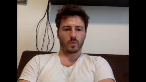 francaiiis online show from October 21, 2025, 2:29 pm