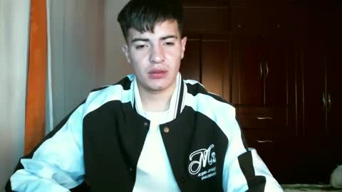 Snapshot of franccesco_699 chatting on December 11, 2024, 11:32 pm franccesco_699 online show from December 11, 2024, 11:32 pm