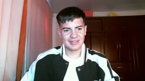 Snapshot of franccesco_699 chatting on December 12, 2024, 5:48 pm franccesco_699 online show from December 12, 2024, 5:48 pm