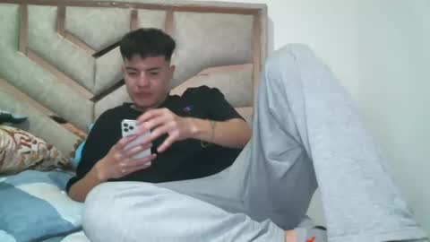 Snapshot of franccesco_699 chatting on December 13, 2024, 2:54 am franccesco_699 online show from December 13, 2024, 2:54 am