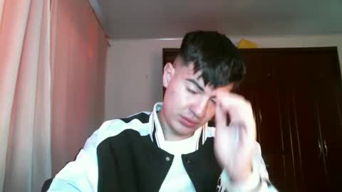Snapshot of franccesco_699 chatting on December 13, 2024, 6:27 pm franccesco_699 online show from December 13, 2024, 6:27 pm