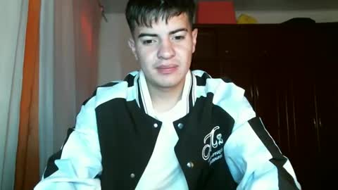 Snapshot of franccesco_699 chatting on December 18, 2024, 3:55 pm franccesco_699 online show from December 18, 2024, 3:55 pm