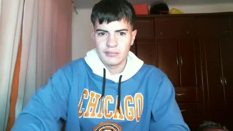 Snapshot of franccesco_699 chatting on December 22, 2024, 4:27 pm franccesco_699 online show from December 22, 2024, 4:27 pm
