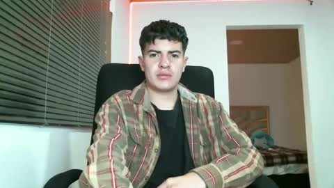 Snapshot of franccesco_699 chatting on December 28, 2024, 7:54 pm franccesco_699 online show from December 28, 2024, 7:54 pm