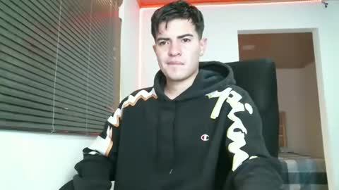 Snapshot of franccesco_699 chatting on December 30, 2024, 4:40 pm franccesco_699 online show from December 30, 2024, 4:40 pm