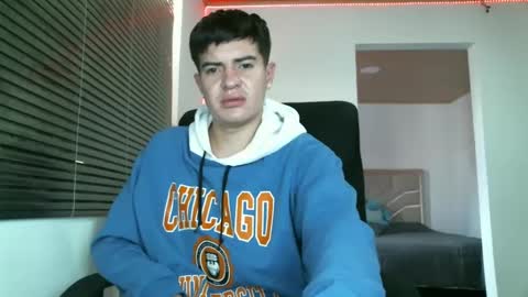 Snapshot of franccesco_699 chatting on January 7, 2025, 4:05 pm franccesco_699 online show from January 7, 2025, 4:05 pm