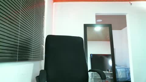 Snapshot of franccesco_699 chatting on January 14, 2025, 4:40 pm franccesco_699 online show from January 14, 2025, 4:40 pm