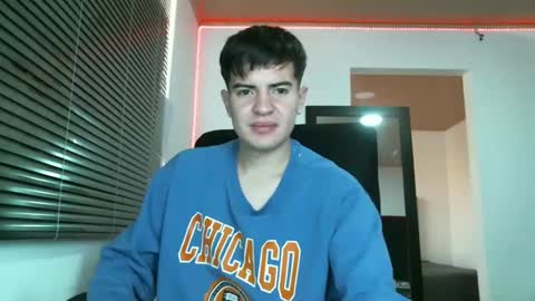 Snapshot of franccesco_699 chatting on January 16, 2025, 5:01 pm franccesco_699 online show from January 16, 2025, 5:01 pm