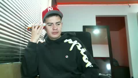 Snapshot of franccesco_699 chatting on January 20, 2025, 4:45 pm franccesco_699 online show from January 20, 2025, 4:45 pm