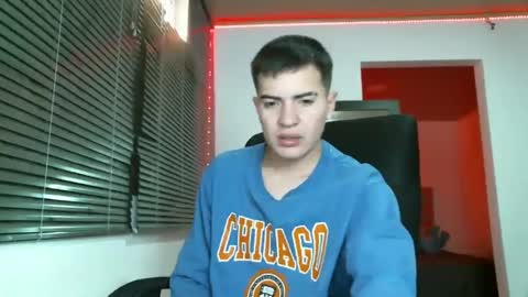 Snapshot of franccesco_699 chatting on February 2, 2025, 6:20 pm franccesco_699 online show from February 2, 2025, 6:20 pm