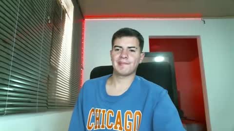 Snapshot of franccesco_699 chatting on February 11, 2025, 4:35 pm franccesco_699 online show from February 11, 2025, 4:35 pm