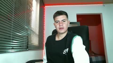 Snapshot of franccesco_699 chatting on February 22, 2025, 3:03 pm franccesco_699 online show from February 22, 2025, 3:03 pm