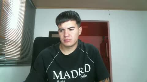 Snapshot of franccesco_699 chatting on September 24, 2025, 5:27 pm franccesco_699 online show from September 24, 2025, 5:27 pm