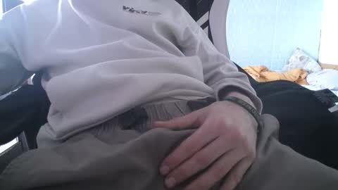 franceghj99 online show from January 9, 2026, 1:58 pm