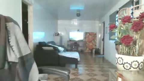 Snapshot of francelune chatting on September 12, 2025, 1:33 pm francelune online show from September 12, 2025, 1:33 pm