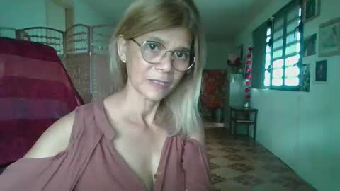 francelune online show from January 9, 2026, 1:36 pm