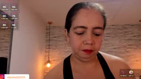          online show from December 3, 2025, 3:14 am