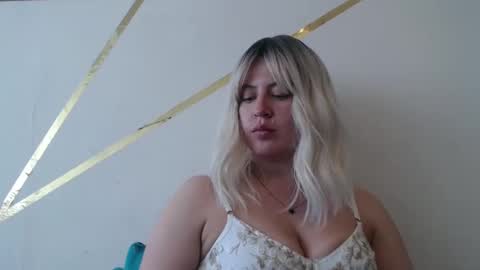 Snapshot of francescaasmith chatting on February 28, 2025, 9:12 pm Francesca online show from February 28, 2025, 9:12 pm